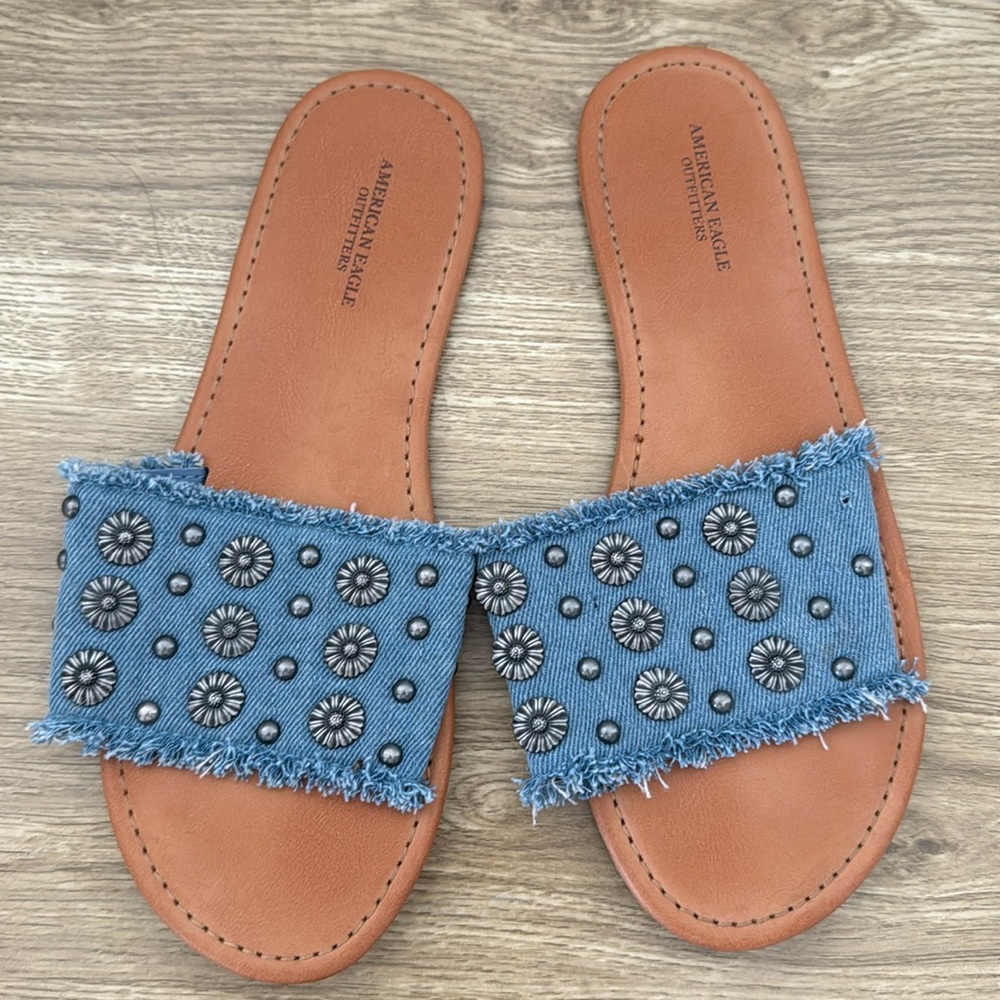 AE sandals